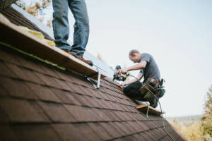 Local Roofers in Frye Island, ME